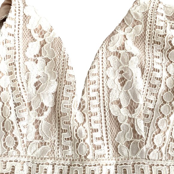 NEW Selfie Leslie Lace Dress Cocktail Overlay Boning Sleeveless White Tan Small - Picture 3 of 13